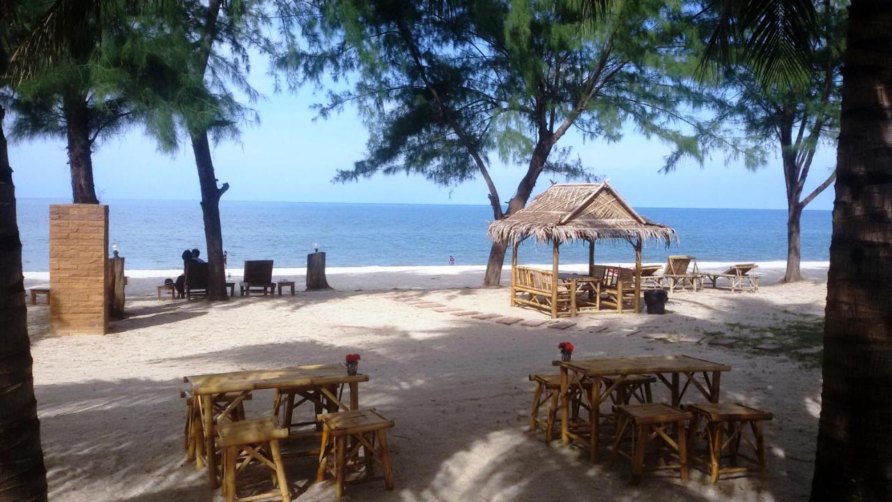 Ao Thai Resort Sathing Phra Exterior foto